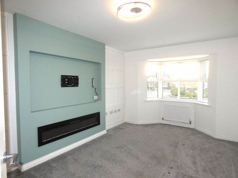 Lounge- click for photo gallery